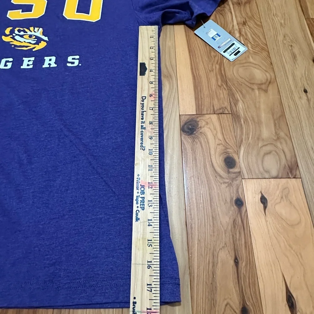 NWT - LSU Tigers Men's Purple Short Sleeve Tee Adult Large
